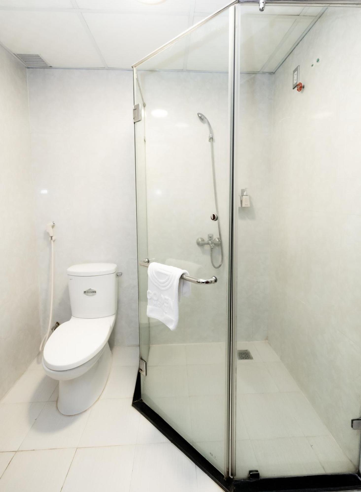 Golden Quang Tri Hotel Dong Ha Экстерьер фото